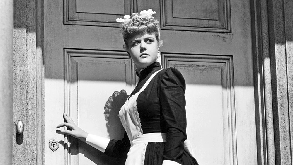 "Gaslight" screenshot showing a young Angela Lansbury as Nancy Oliver.